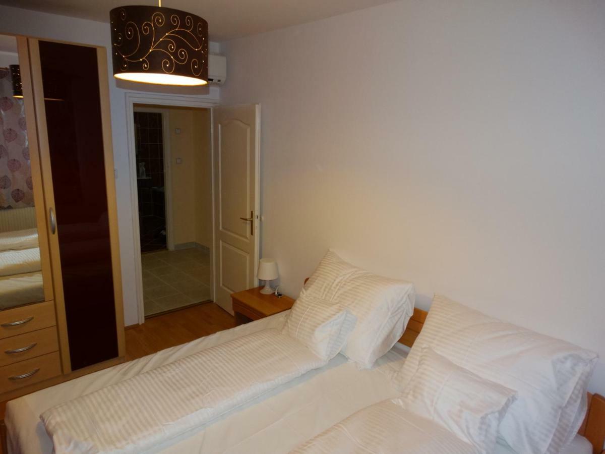 House Magnolia Διαμέρισμα Velence Εξωτερικό φωτογραφία